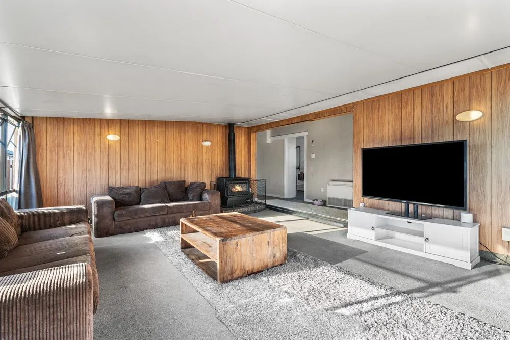 Photos of 25 Pinewood Avenue