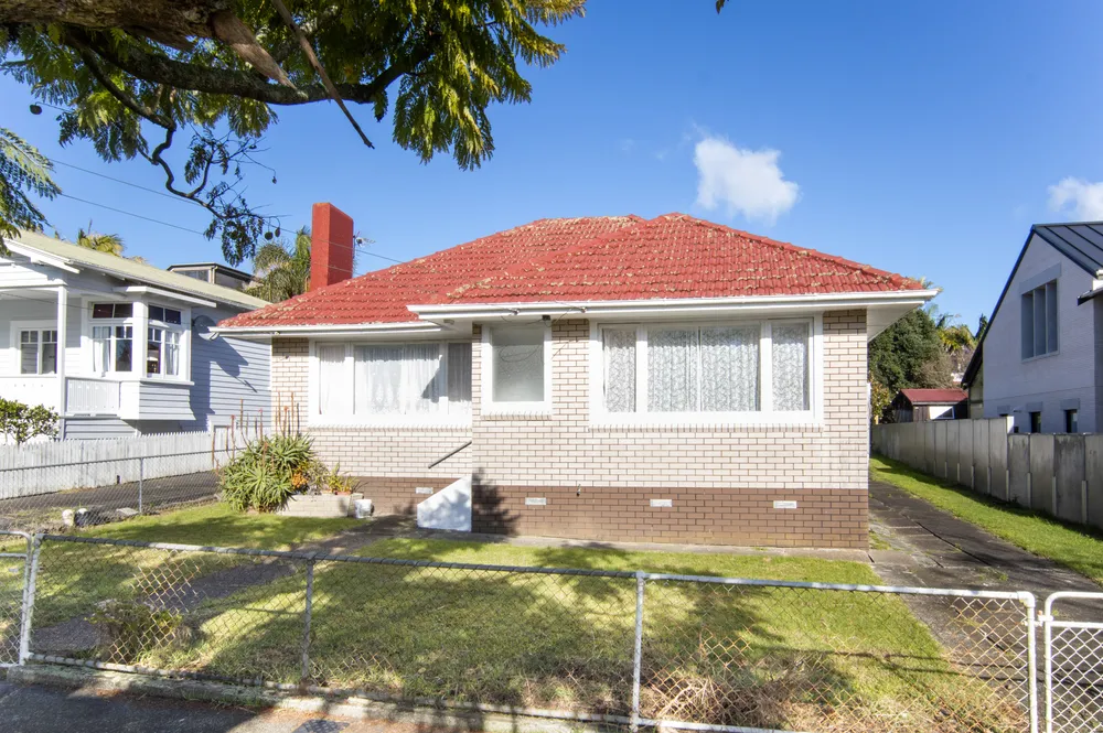 Photos of 8 Kotare Avenue