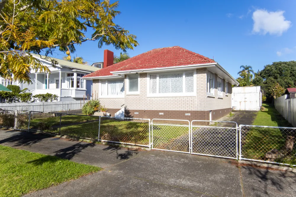 Photos of 8 Kotare Avenue