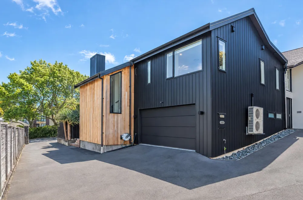 Photos of 22A John Rymer Place