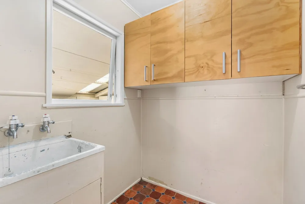 Photos of 44 Hilltop Avenue
