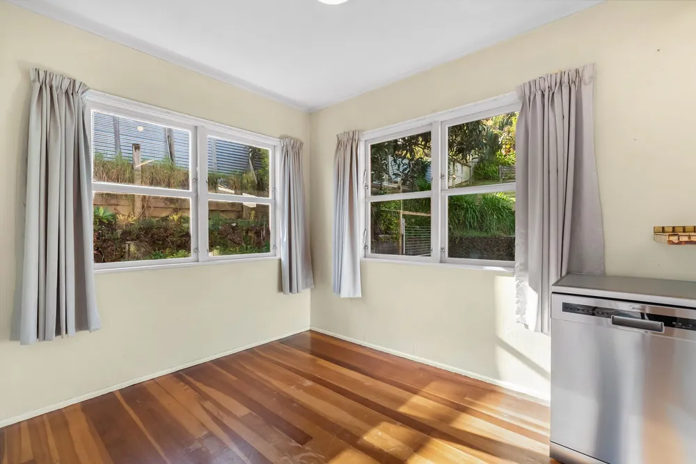 Photos of 44 Hilltop Avenue