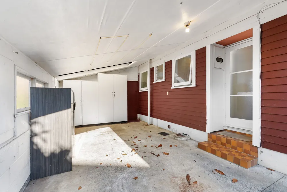 Photos of 44 Hilltop Avenue