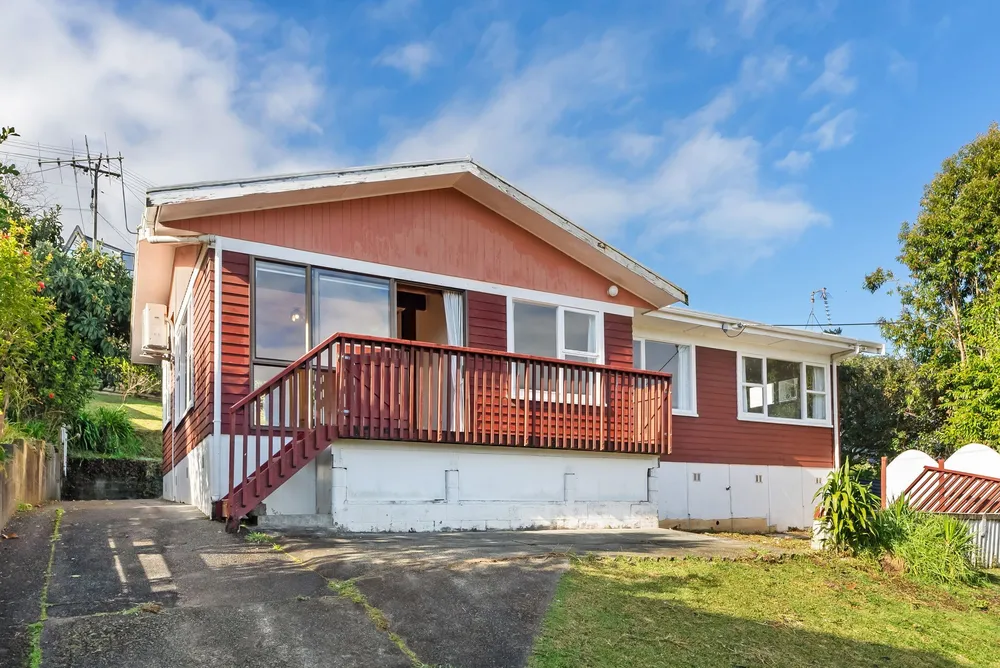 Photos of 44 Hilltop Avenue