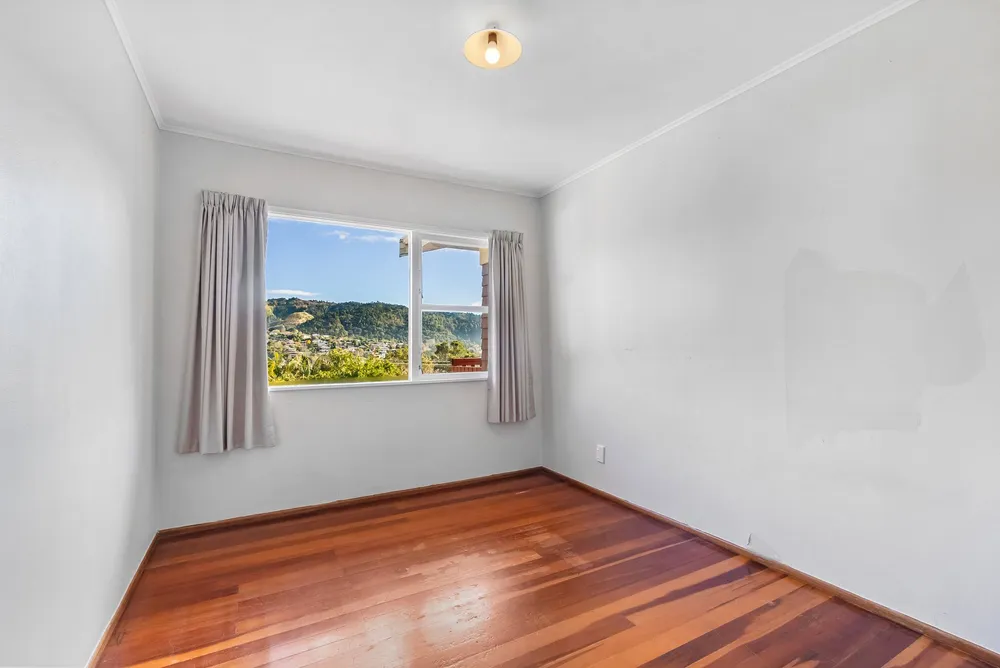 Photos of 44 Hilltop Avenue