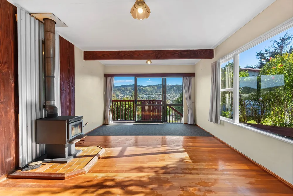 Photos of 44 Hilltop Avenue