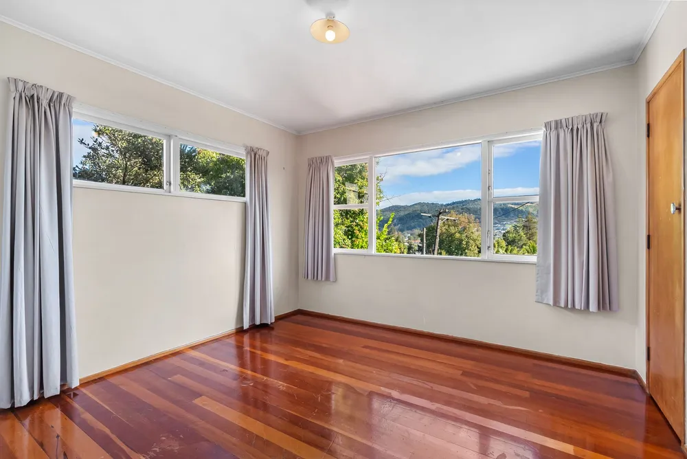 Photos of 44 Hilltop Avenue