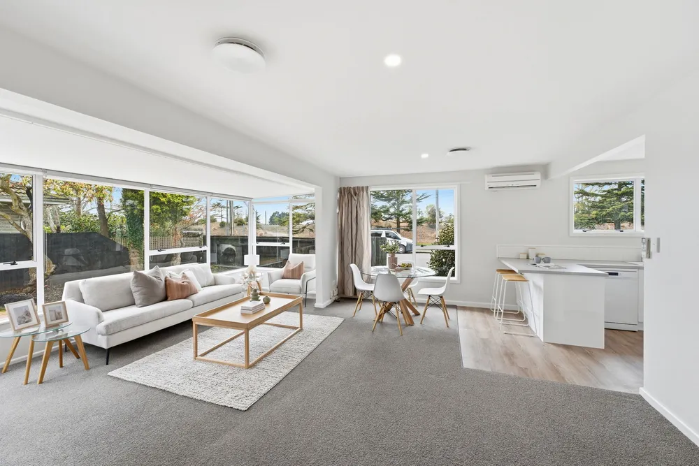 Photos of 61 Golf Links Road