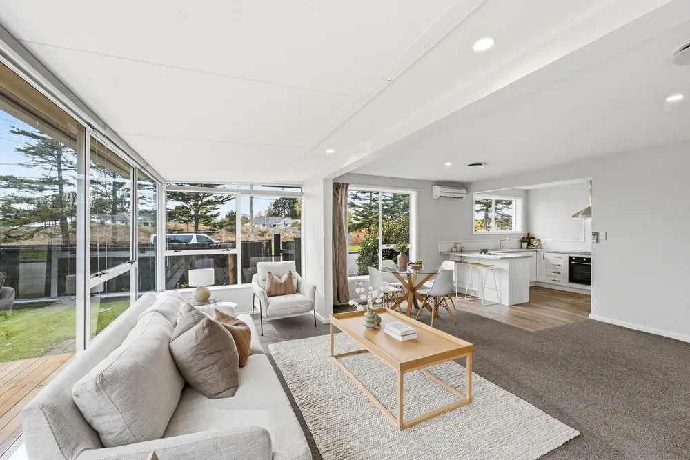 Photos of 61 Golf Links Road