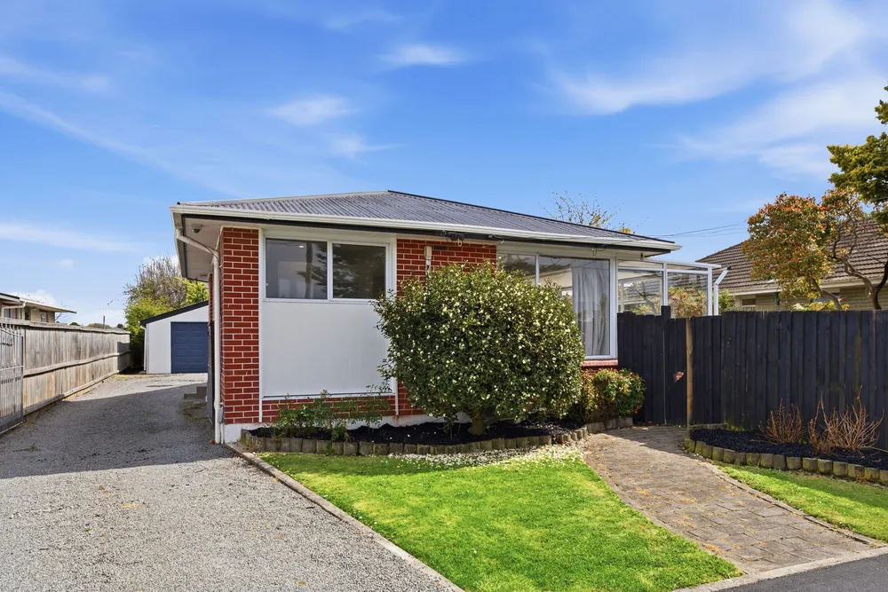 Photos of 61 Golf Links Road