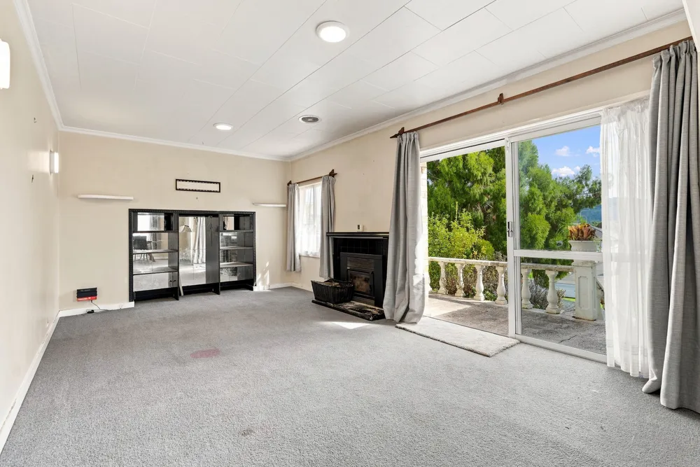 Photos of 10 Jellicoe Street