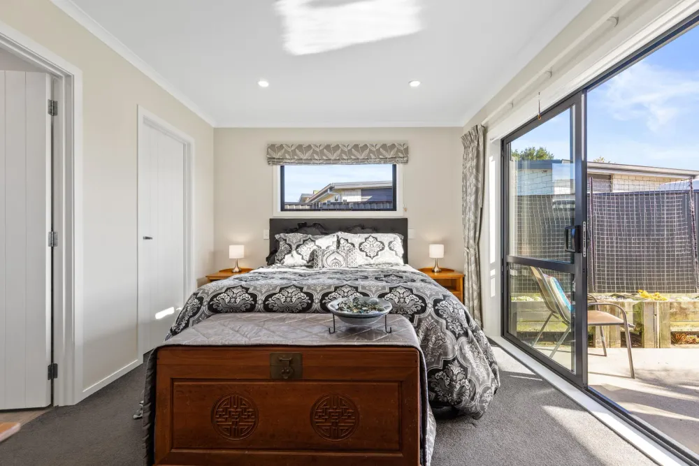 Photos of 15 Peter Way Place