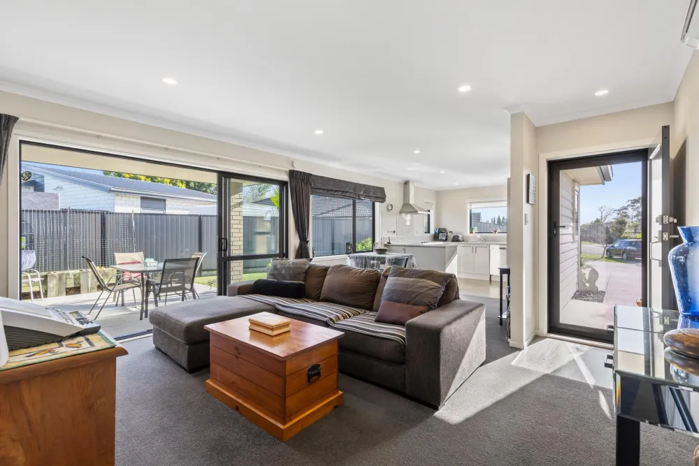Photos of 15 Peter Way Place