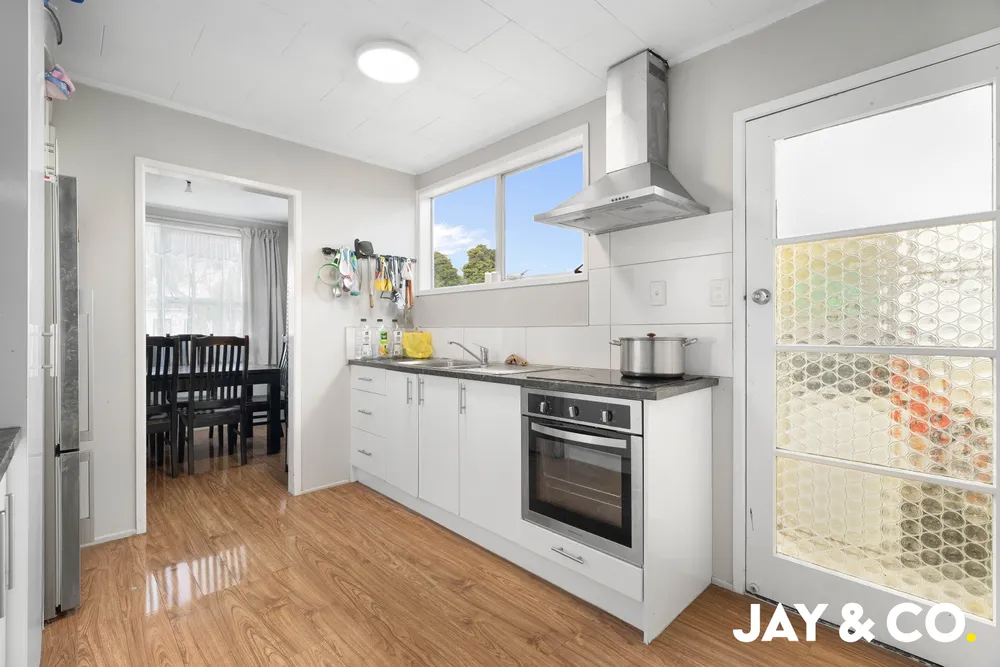 Photos of 13 Leaver Place