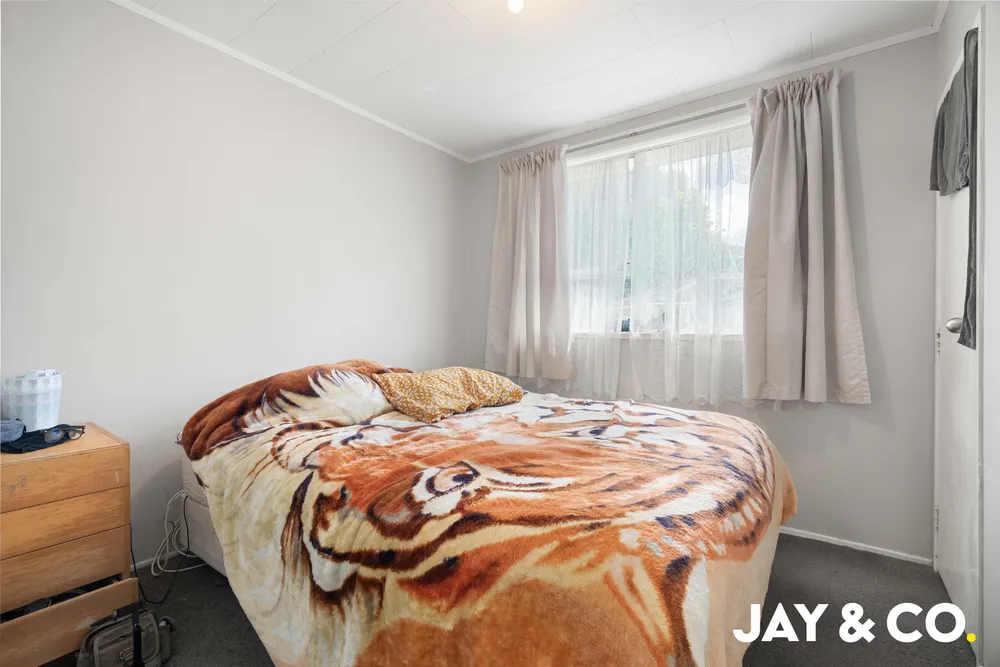 Photos of 13 Leaver Place