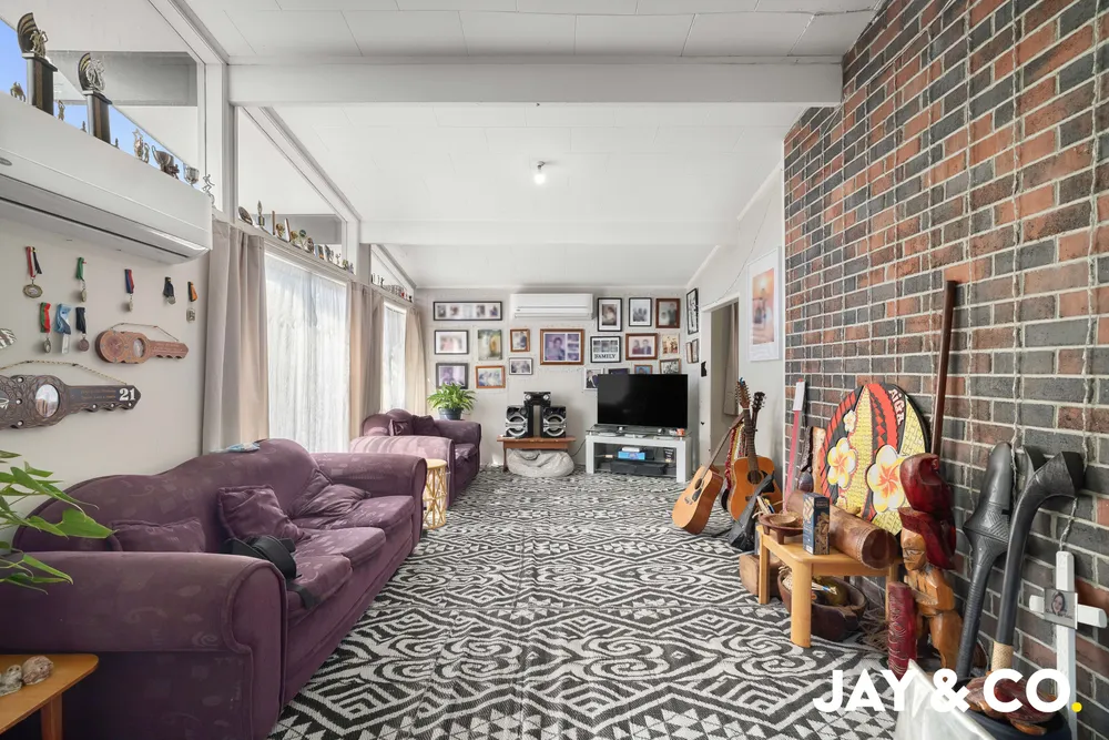 Photos of 13 Leaver Place