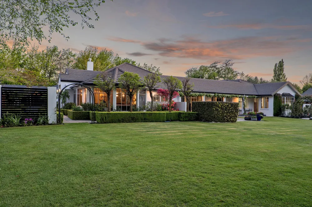 Photos of 67 Regents Park Drive