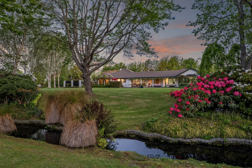 Photos of 67 Regents Park Drive