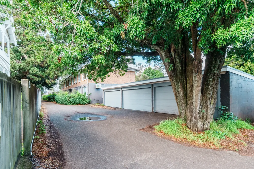 Photos of 2/44 Owens Road
