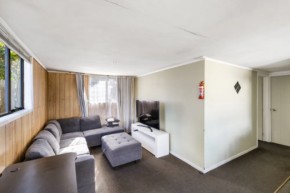 Photos of 20 McQuarrie Avenue