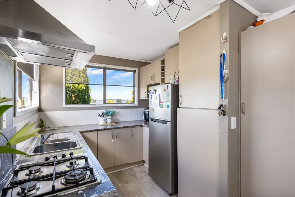 Photos of 20 McQuarrie Avenue