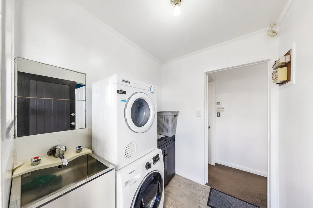 Photos of 20 McQuarrie Avenue