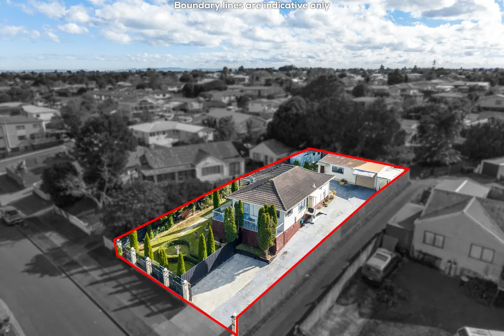 Photos of 20 McQuarrie Avenue