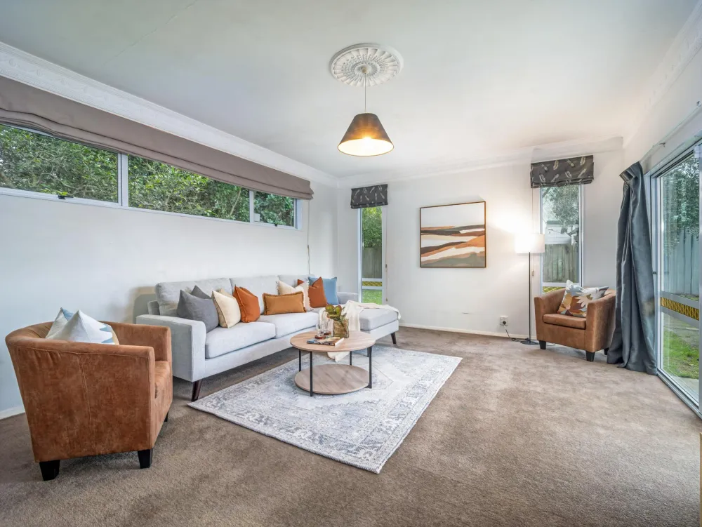 Photos of 385 Botanical Road