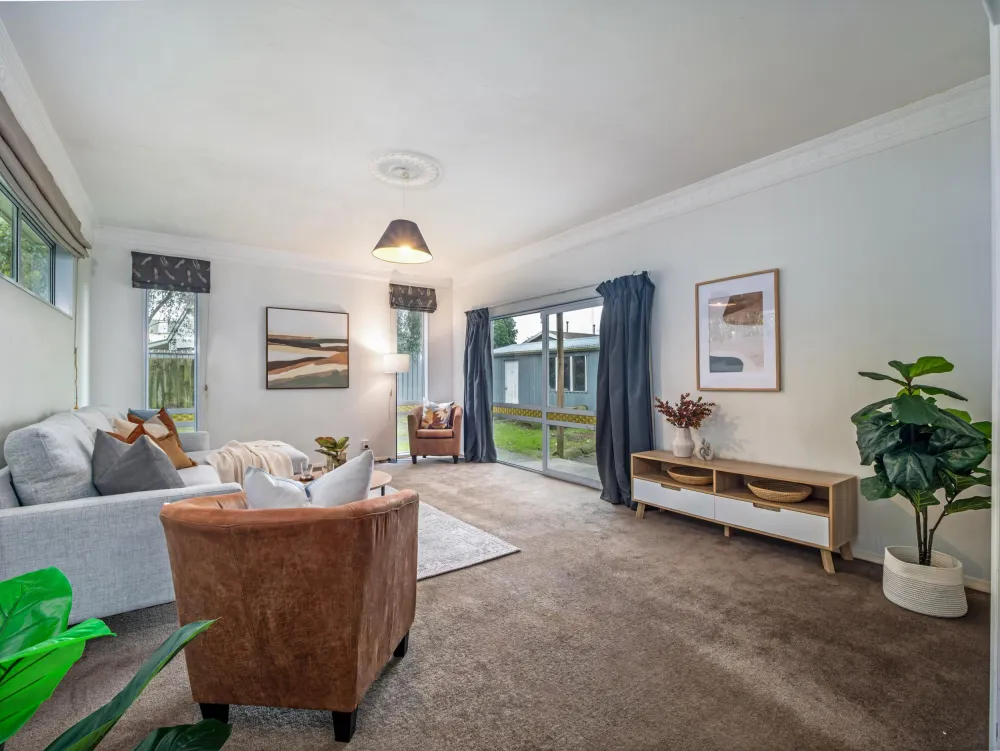 Photos of 385 Botanical Road