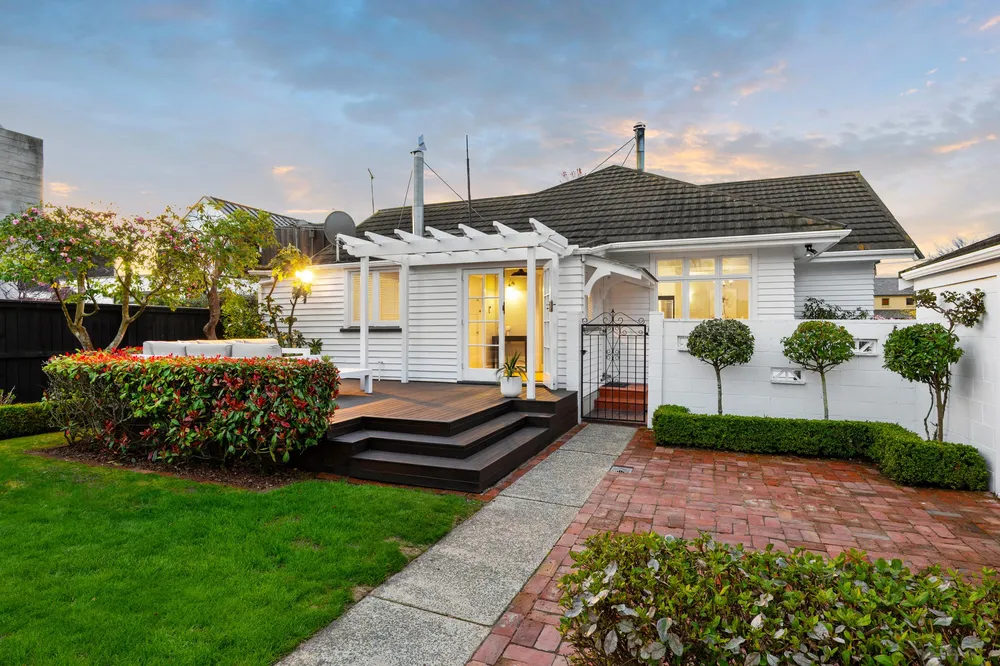 Photos of 20 Roa Road