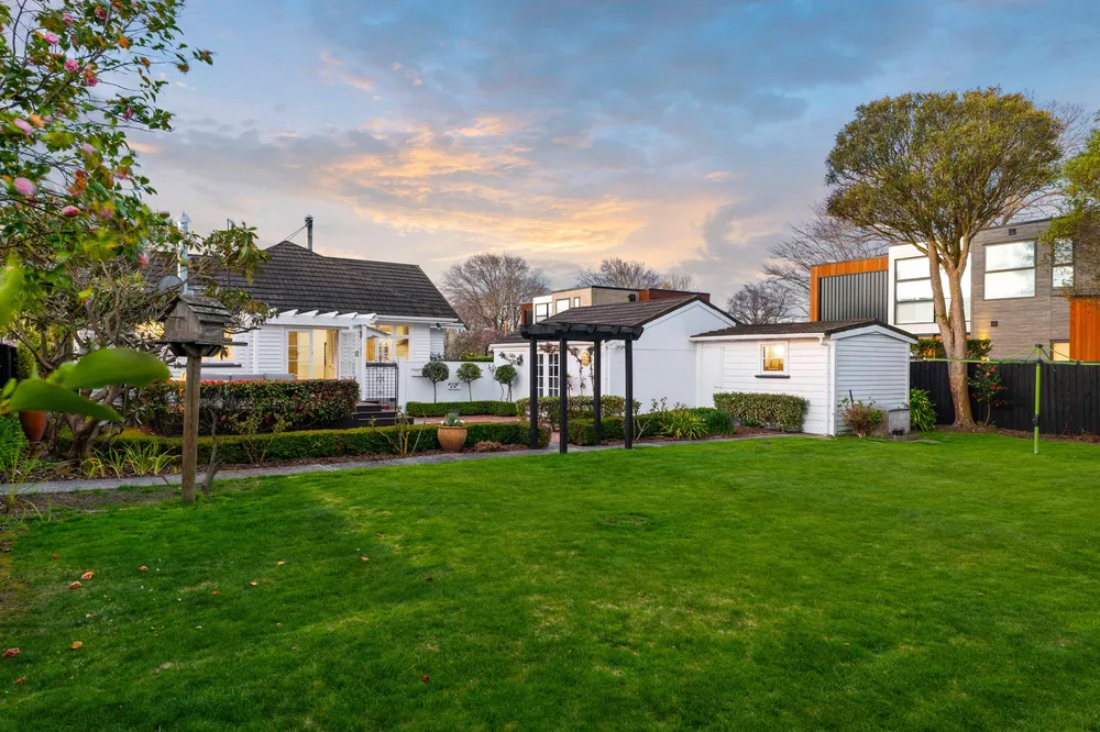 Photos of 20 Roa Road