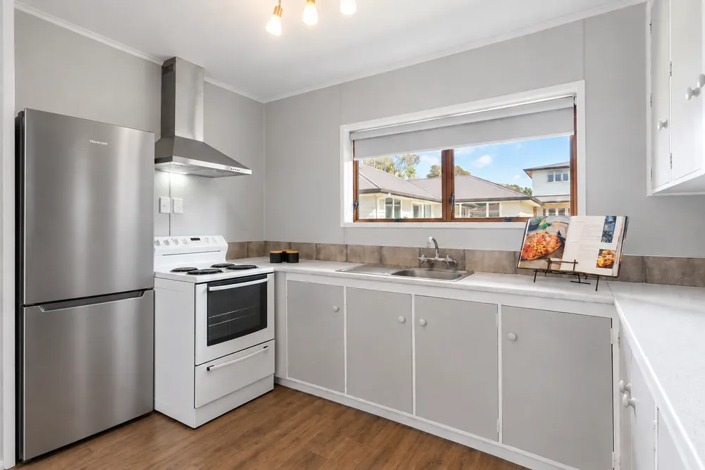 Photos of 170A Seddon Street