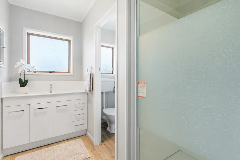 Photos of 170A Seddon Street