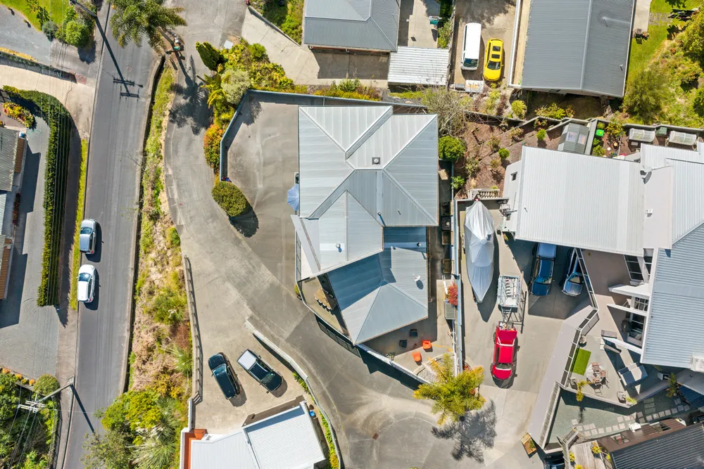 Photos of 14 Dundas Road