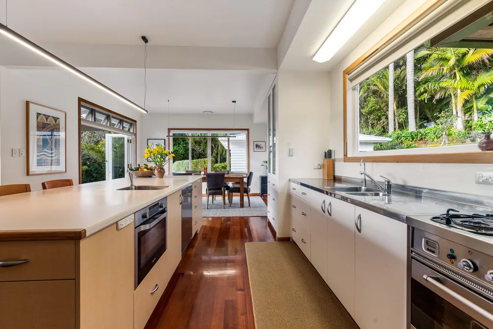 Photos of 37 Harry Dreadon Road