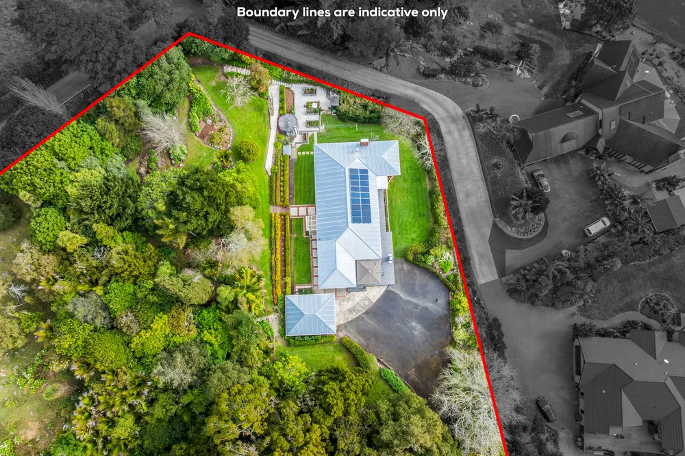 Photos of 37 Harry Dreadon Road