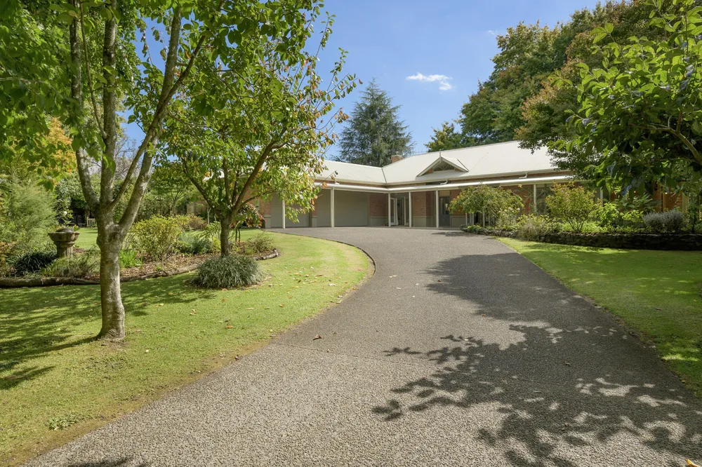 Photos of 14 Freeburn Road