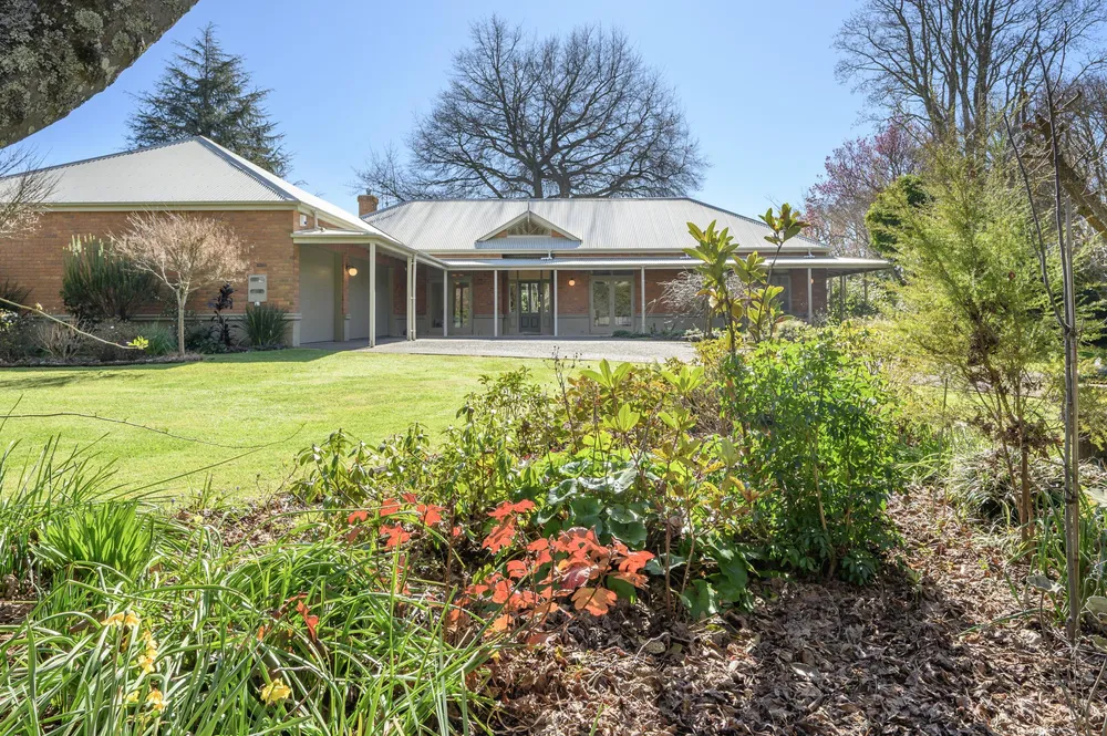 Photos of 14 Freeburn Road