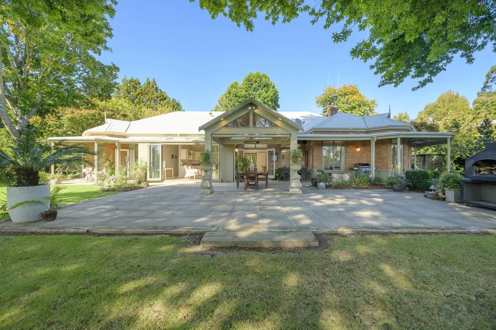 Photos of 14 Freeburn Road