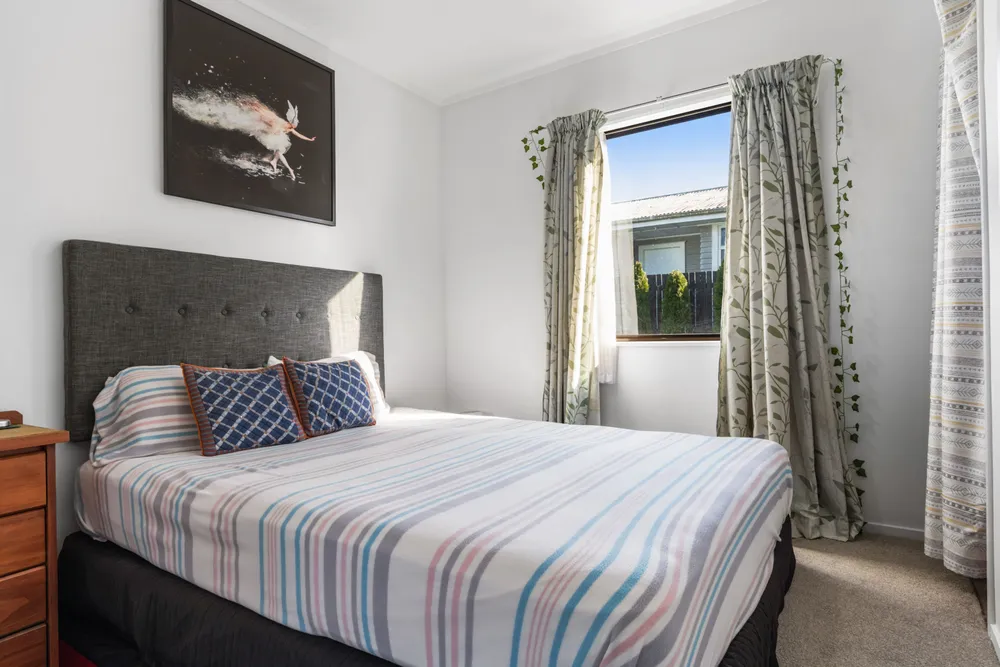 Photos of 1/52 Tironui Road