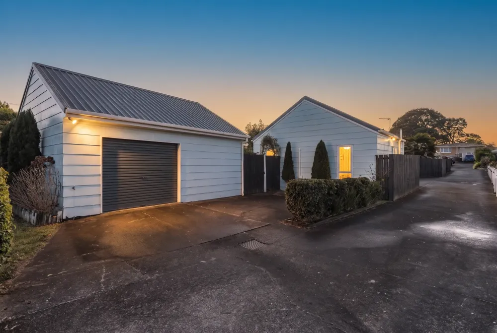 Photos of 1/52 Tironui Road