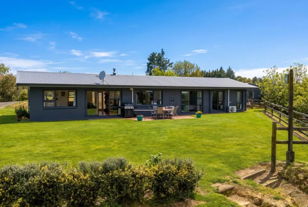 Photos of 79 Jensen Road