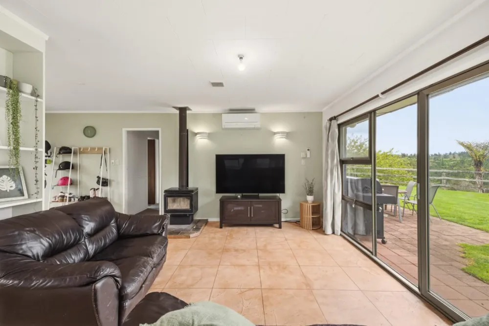 Photos of 79 Jensen Road
