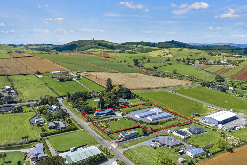 Photos of 302 Mill Road