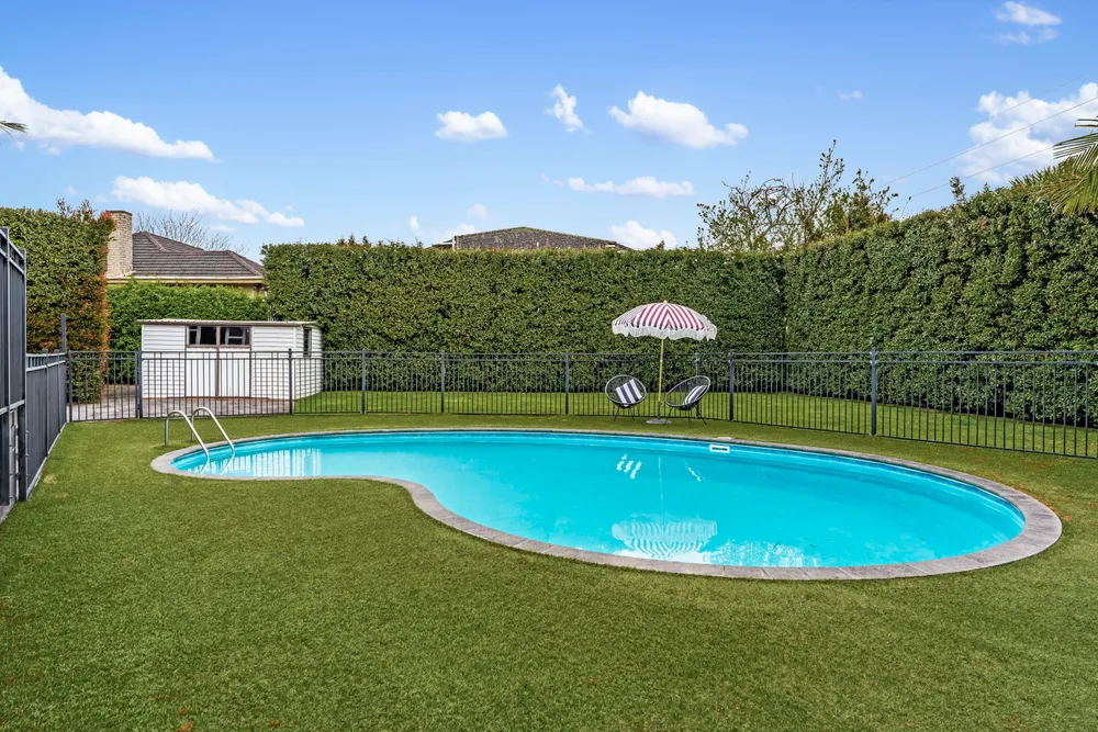 Photos of 234a Penrose Road