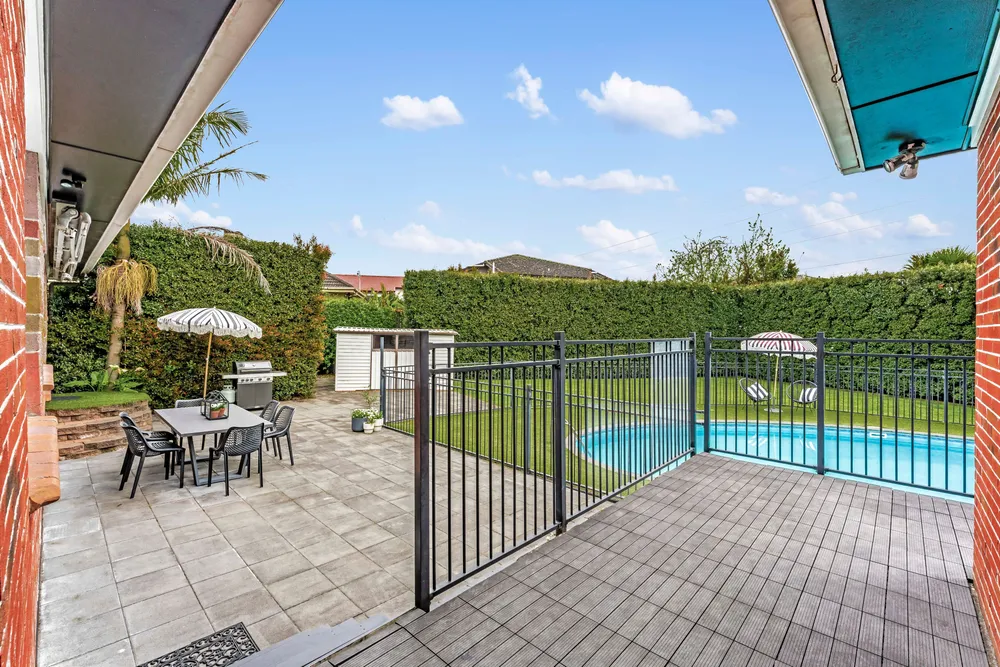 Photos of 234a Penrose Road