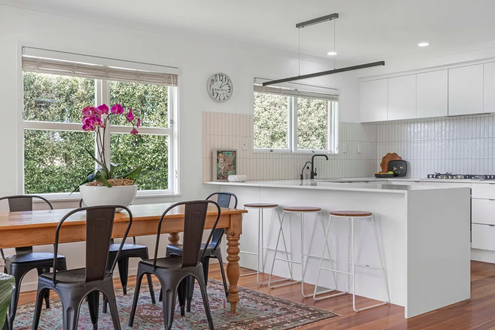 Photos of 234a Penrose Road