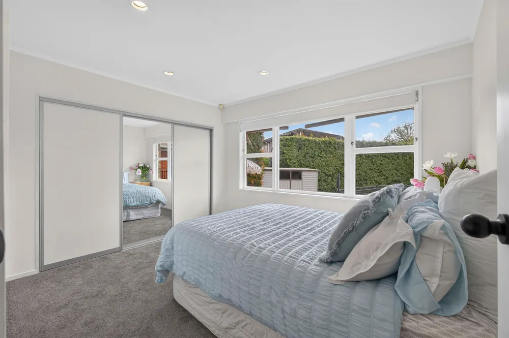 Photos of 234a Penrose Road