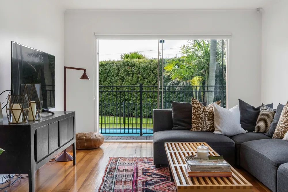 Photos of 234a Penrose Road