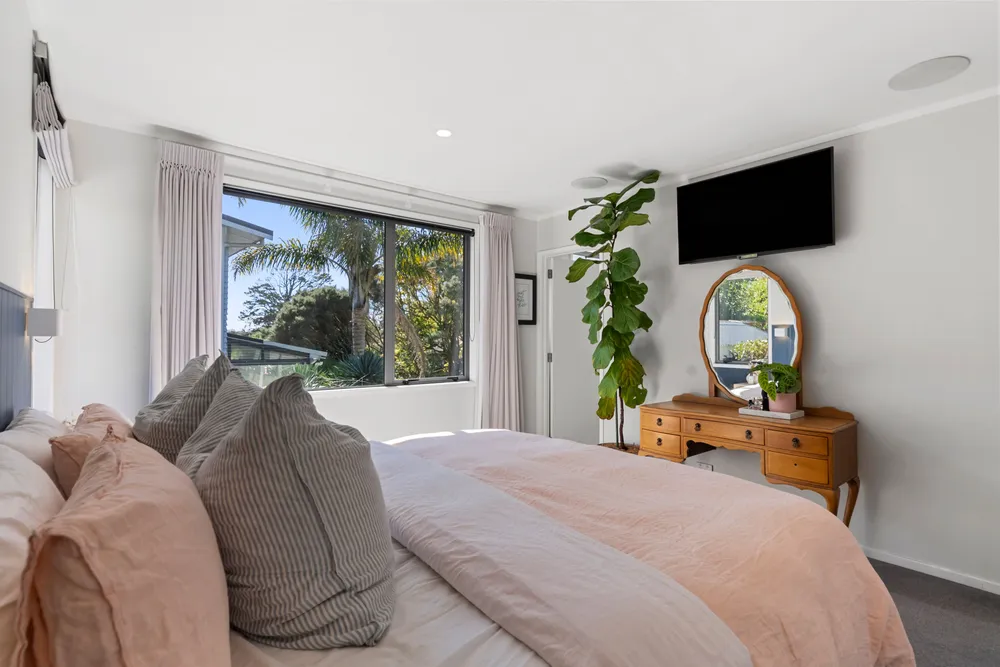 Photos of 129F Rangatira Road